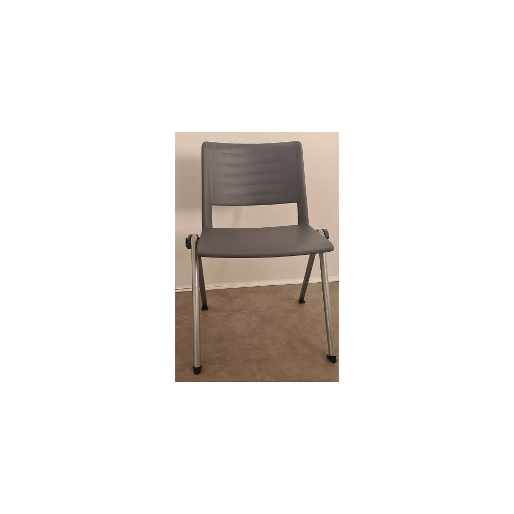 Chaise Smash, 4 pieds, asssise et dos en PP - Accrochable