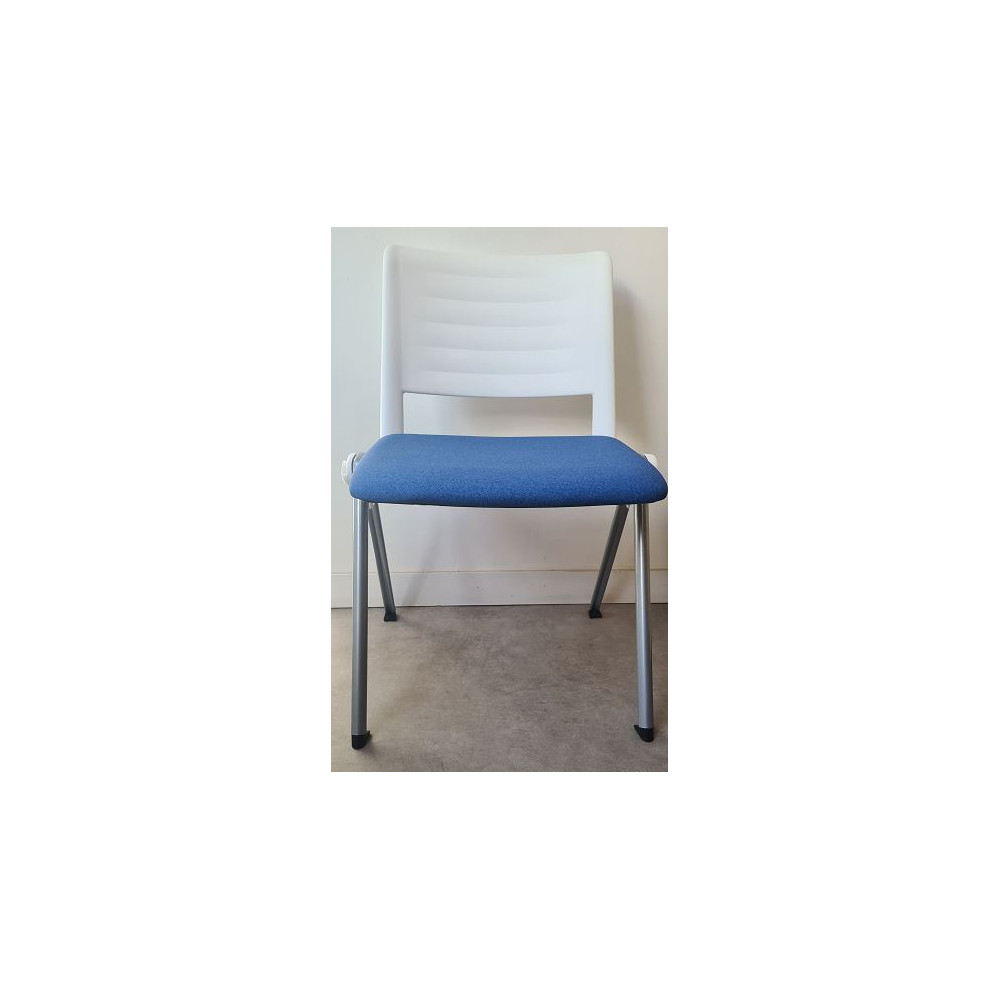 Chaise Smash, 4 pieds, asssise tapissée, dos en PP - Accrochable
