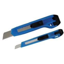 Cutter autobloquant plastique avec lame de  9mm